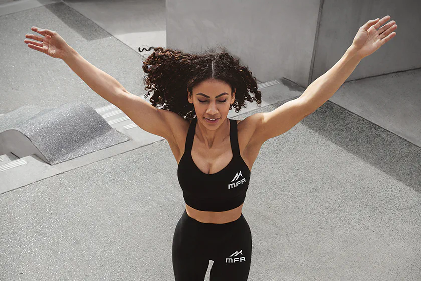 Discover how a positive mindset transforms your fitness journey. Learn science-backed strategies and self-talk techniques.